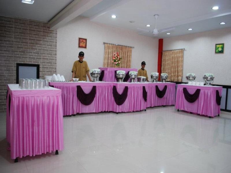Hotel Rudra Regency アーメダバード エクステリア 写真